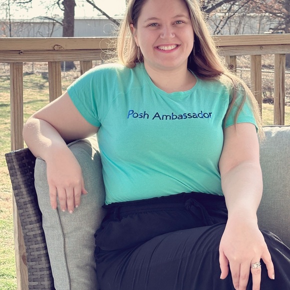 🌟Midwestern_chic Is Live.. Like the listing to be notified🌟 - Picture 2 of 15